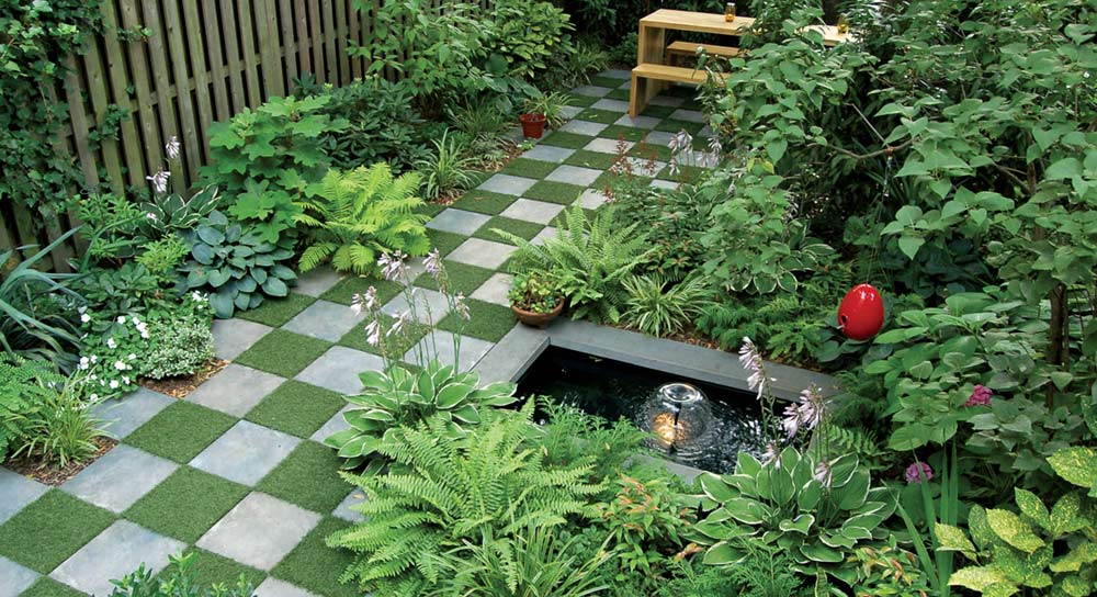 How to Lay a Checkerboard Patio Garden