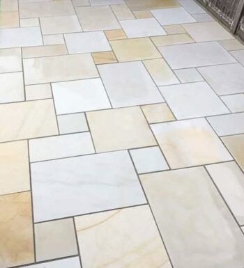 Sawn Mint Sandstone Paving