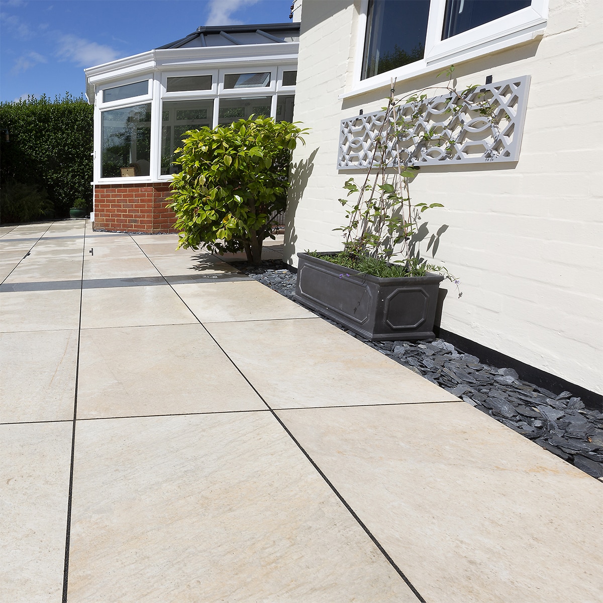 quartzite-porcelain-paving